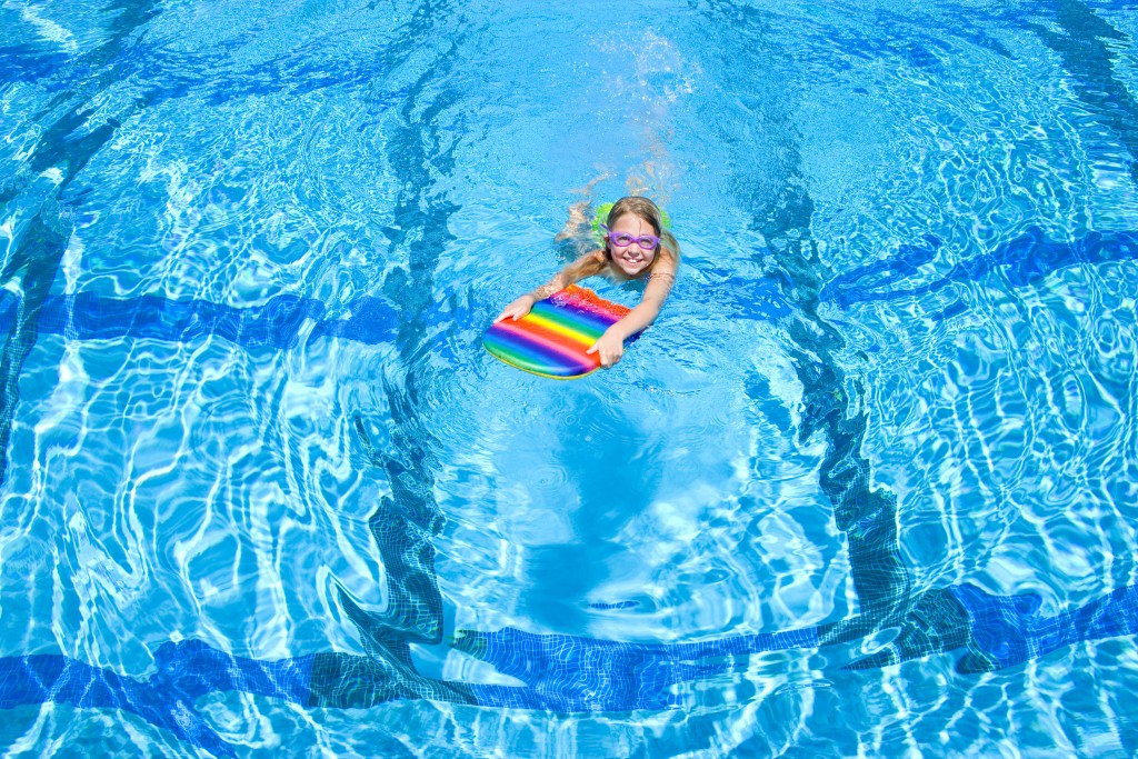 3 Benefits of Having Your Own Backyard Swimming Pool for the Kids